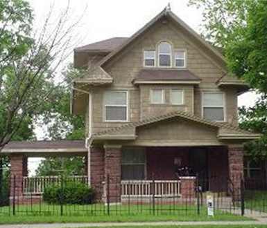 Victorian home roofed in KC