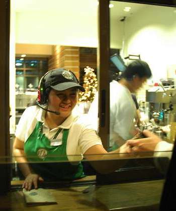 Drive-thru Starbucks-Aj Coling-CC