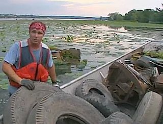 river trash man, Chad Pregracke