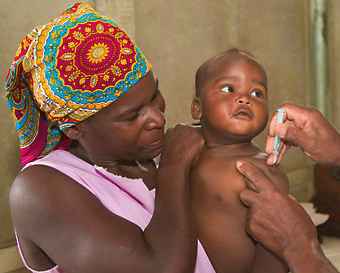 vaccination-africa-baby-gatesfnd.jpg