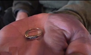 ... couple reunite with their wedding ring after it was lost at sea