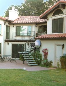 solar-satellite-dish.jpg