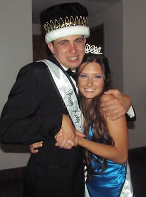Prom King Scotty Shavers w Katie Buell-familyphoto