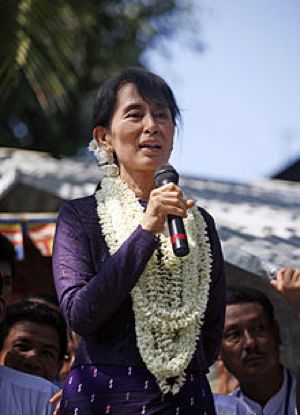 Aung San Suu Kyi CC-Htoo Tay Zar