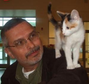 Postal Worker, Wife Adopt Kitten Found in Mailbox