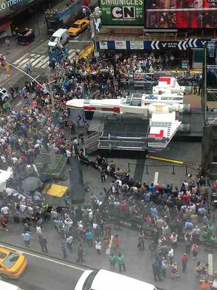 LEGO star fighter TimesSquare-FB page
