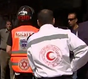 Arab and Jews work together-UnitedHatzalah