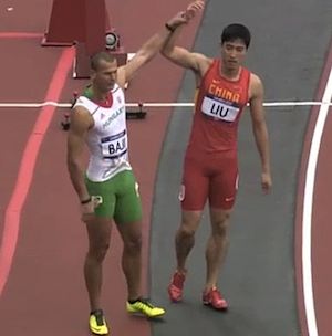 Hurdler hailed as loser after injury