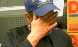 homeless-rewarded-for-good-deed