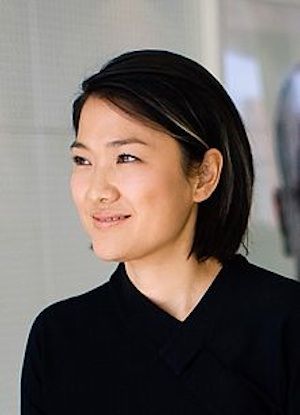 http://www.goodnewsnetwork.org/wp-content/uploads/2013/03/Zhang_Xin_Chinese_mogul.jpg