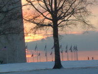 flags_at_monumnet