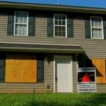 foreclosure-home-boarded-up