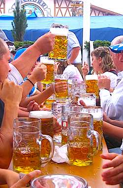 Munich toast, by senator86 -GNU-license