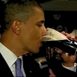 Obama drinks a pint in Moneygall, Ireland