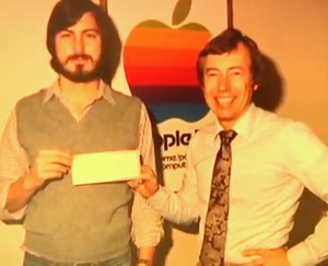 Steve Jobs and Wozniak - old Apple photo archived at Stanford