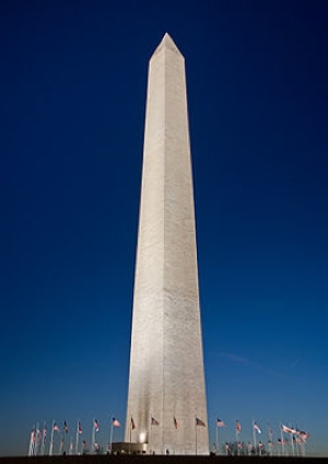 Washington Monument by DAVID ILIFF License-CC-BY-SA-3.0