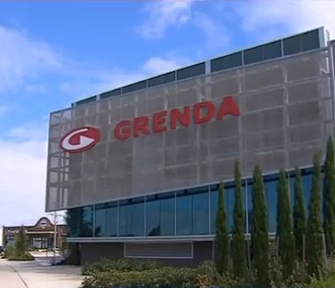 Australia business Grenda gives $15 in bonuses