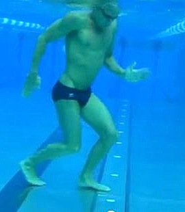 swimmer dances underwater-USAyoutube