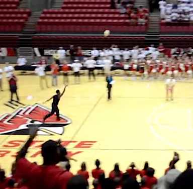 half court shot-Video-snippet