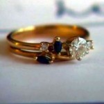 wedding ring with sapphires-KGO-TV