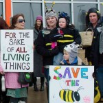 Bee protest Home Depot Liz Welch-OrganicConsumersAssn