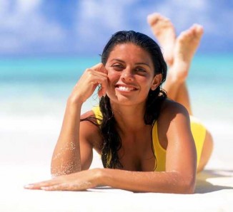 Beach loafing woman-Photo by Sun Star