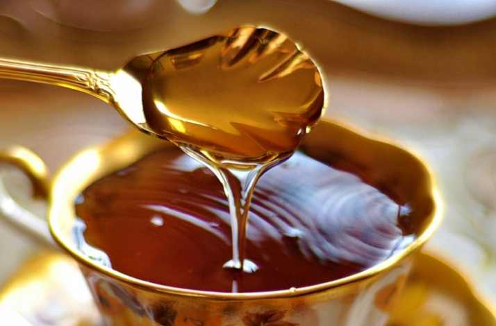 Doctors Taking Medicinal Honey Seriously - Good News Network