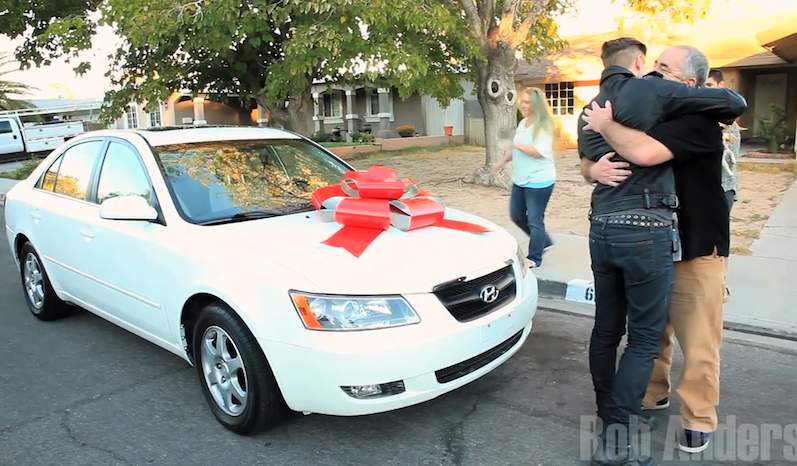 Magician-Rob-Anderson-New-Car-gift-youtubeGrab