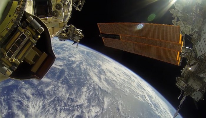 Spacewalk Gopro Space-Out With This Spectacular GoPro Spacewalk Footage From NASA ...