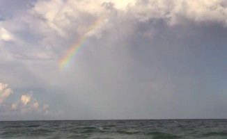 rainbow-over-ocean-video
