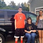 Michelle-Garn-family-van-Facebook-Garn-cropped