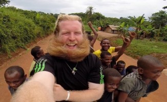 Wren with kids on jeep Facebook Justin Wren