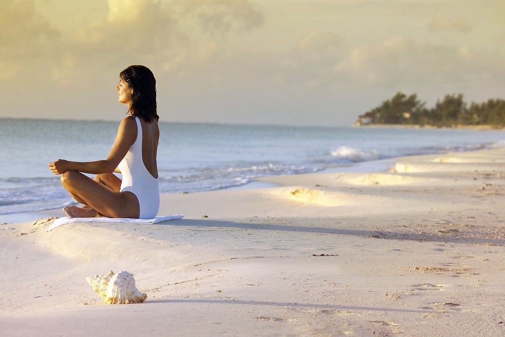meditating-on-the-beach-CC-HTB