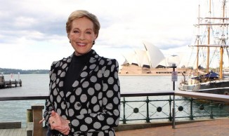 Julie_Andrews_Australia-CC-Eva-Rinaldi-crpd