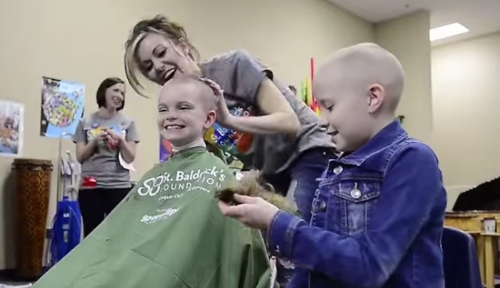 80-kids-shave-their-heads-to-support-girl-with-cancer-returning-to