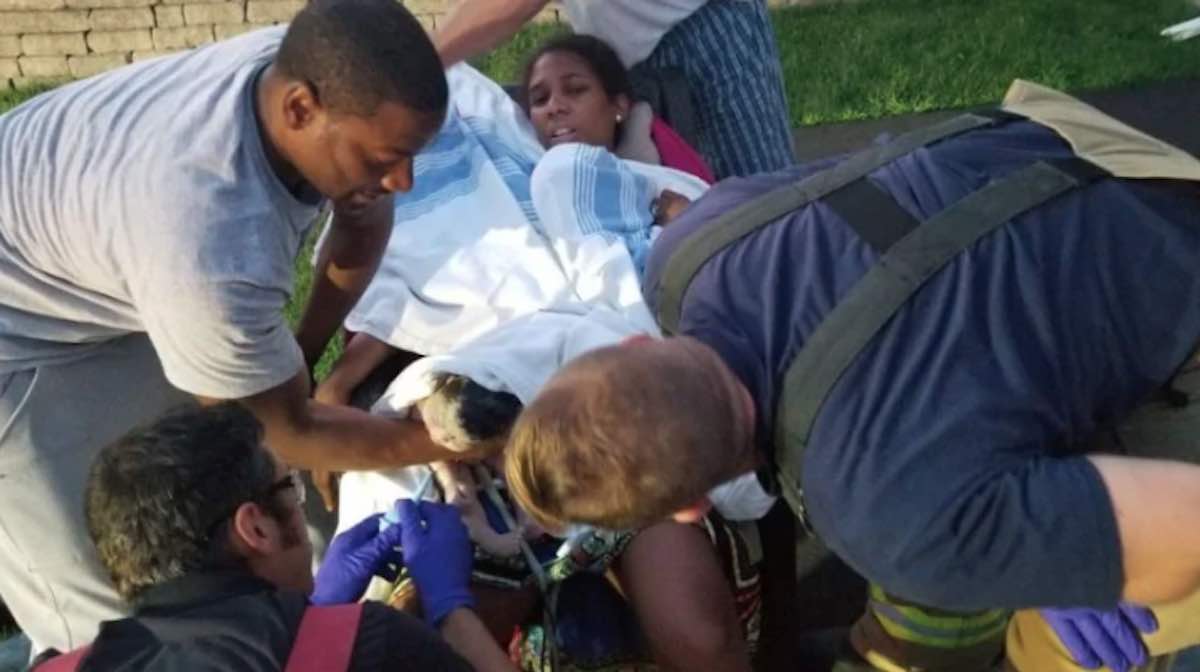 Woman's Sudden, Dramatic Birth On Her Front Lawn Brings ...