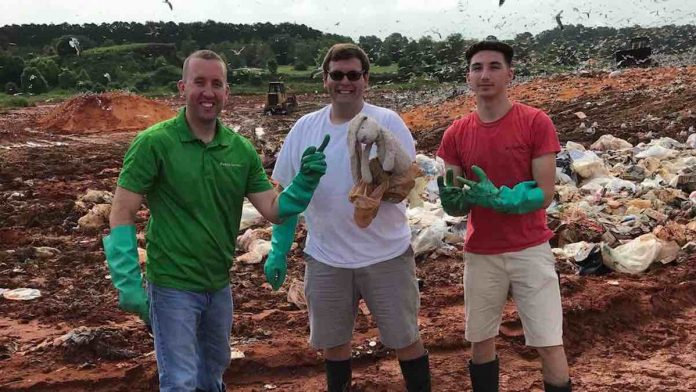 Publix Employees at Landfill Jenna Rachal