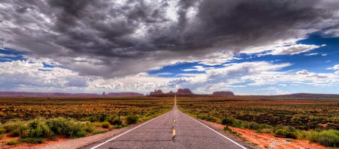 The Monument Road in Utah