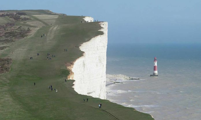 Beachy Head and Lighthouse With Ocean in England-CC Diliff via Wikipedia Commons