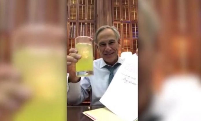 Governor Greg Abbott and Lemonade-Twitter