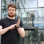 There Are Now 100 New Sign Language Terms for Scientific Words Thanks to This Deaf Student