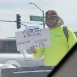 Man Flooded With Job Offers After Handing Out His Resumés in the Heat With a Smile On His Face