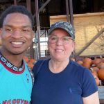 Years After Accidental Holiday Text, Man Still Gets Together With the Grandma Who Invited Him to Thanksgiving Dinner