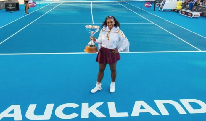 Serena Williams and Trophy-Instagram