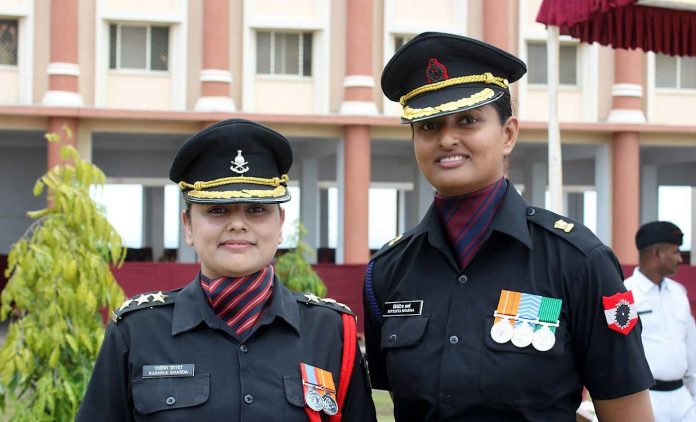 Female Officers in Indian Military Army-CC Suyash Dwivedi via Wikipedia Commons