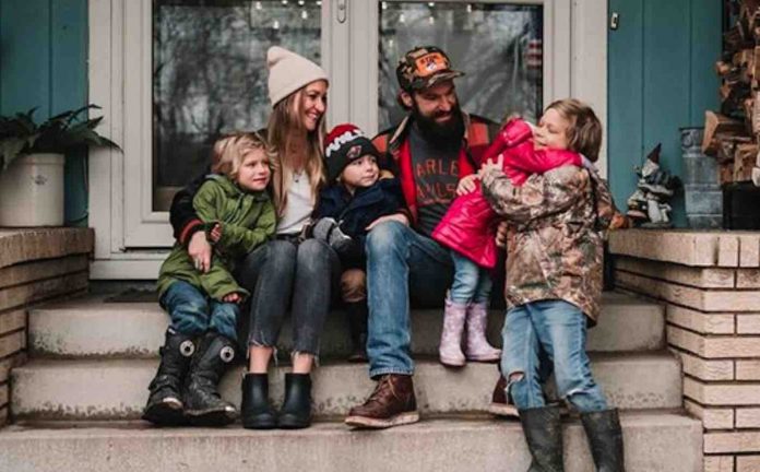 Family Porchtrait-Dave Puente Instagram