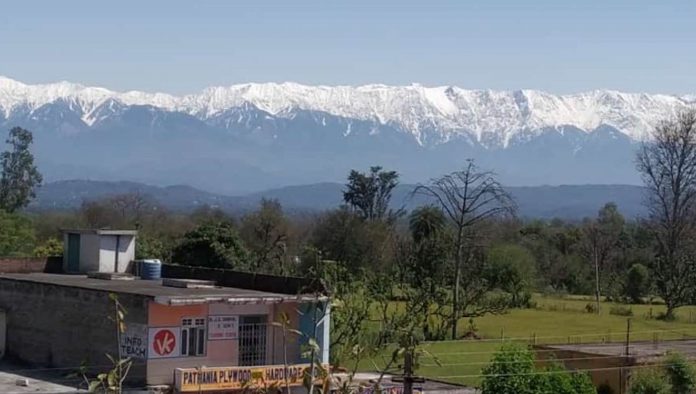 Himalayan Mountain Range With No Smog-Abbu Pandit Twitter