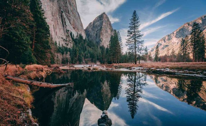 Yosemite mountains reflection nature-river-pubdomain-Jordan Pulmano
