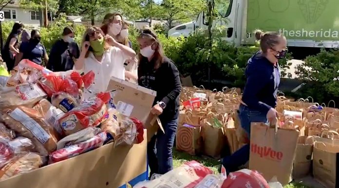 food drive by via MPR photojournalist Evan Frost-video on Twitter