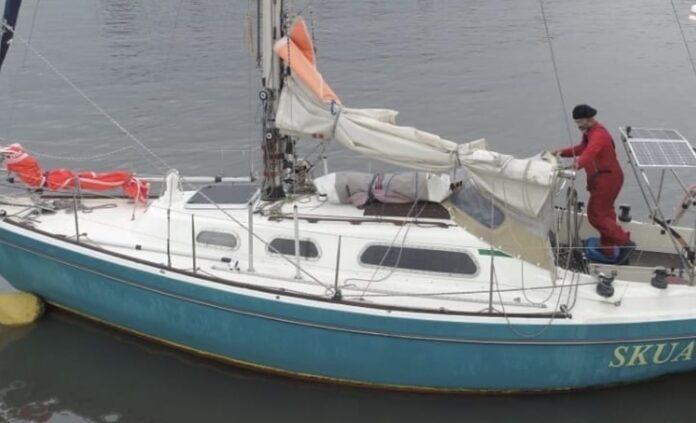 Juan Manuel Ballestero on his boat-IG-skuanavega